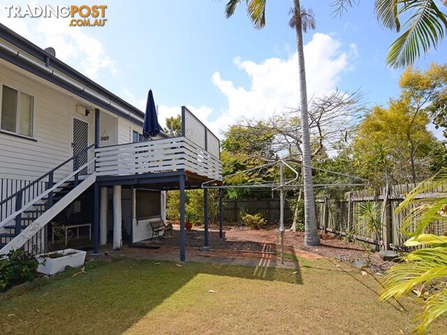 40 Esplanade POINT VERNON QLD 4655