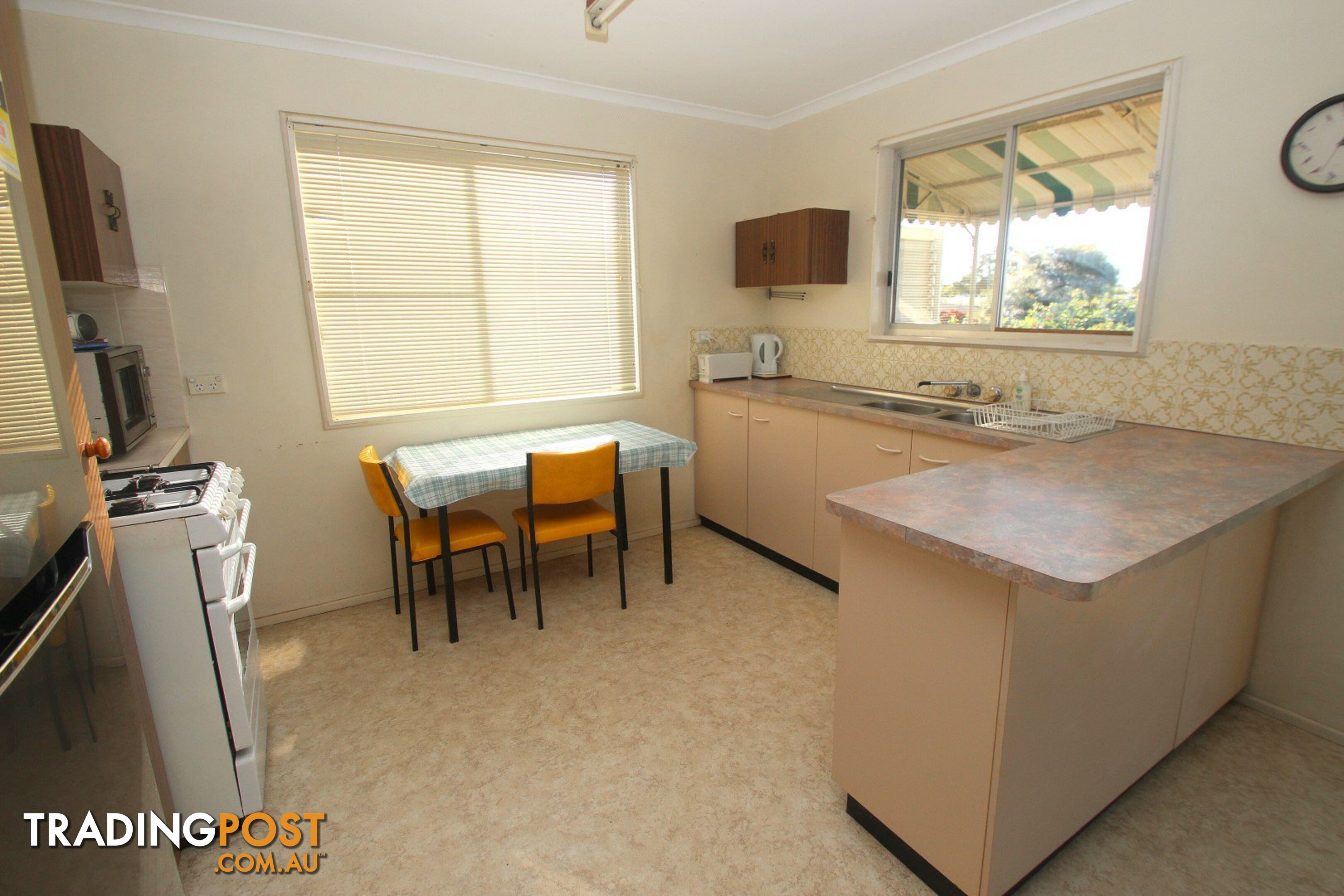 28 Colyton Street TORQUAY QLD 4655