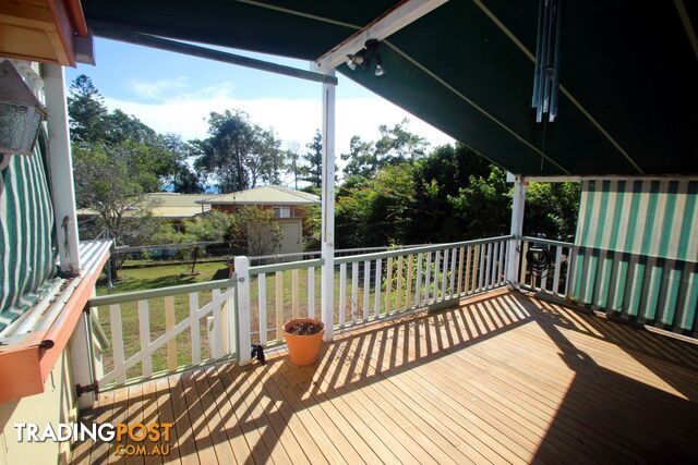 12 Mant Street POINT VERNON QLD 4655