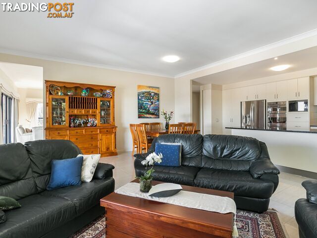 10 Bielby Road KENMORE HILLS QLD 4069