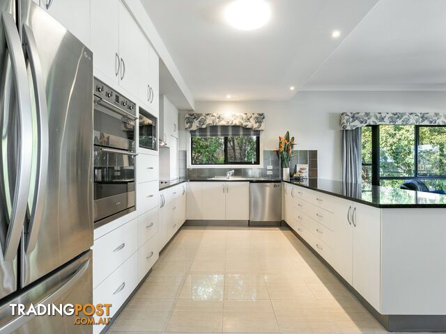 10 Bielby Road KENMORE HILLS QLD 4069