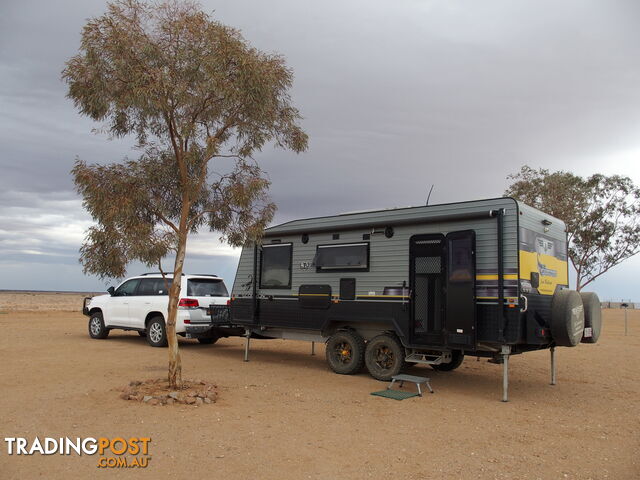 2015 JB Caravan Scorpion