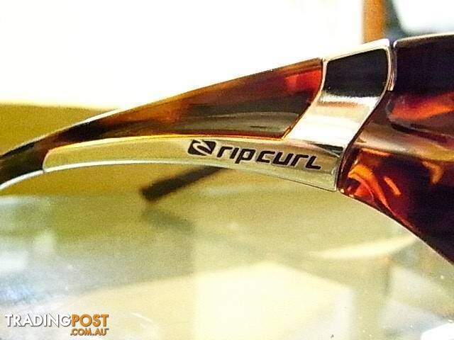 RIP CURL V11OTO MADE IN FRANCE POLARIZED SUNGLASSES BRAND NEW pic