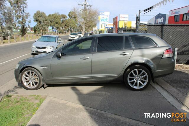 2011 HOLDEN CALAIS V VE II SPORTSWAGON - photo 4 of 22