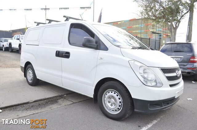 2010 HYUNDAI ILOAD BODYSTYLE TQ VAN