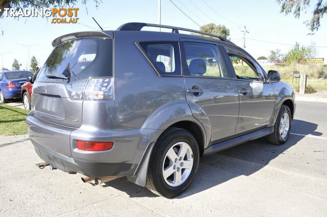 2012 MITSUBISHI OUTLANDER LS (4X4) ZJ WAGON - photo 2 of 20