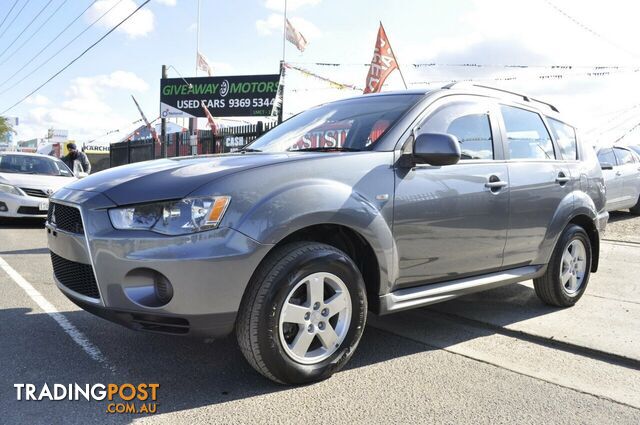 2012 MITSUBISHI OUTLANDER LS (4X4) ZJ WAGON - photo 4 of 20