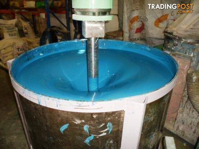 BLACK PAINT 200 LITRE DRUM WATER BASED ACRYLIC MATT FINISH - photo 5 of 9
