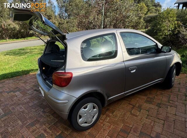 Toyota Echo Sportivo 2004 Hatchback Manual