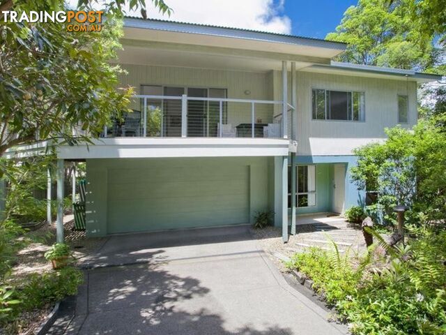 16 Moonare Crescent NOOSA HEADS QLD 4567