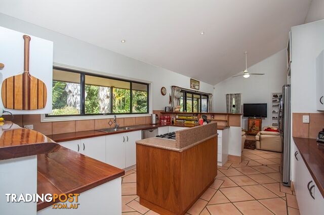 40 Belleden Place Cooroy QLD 4563