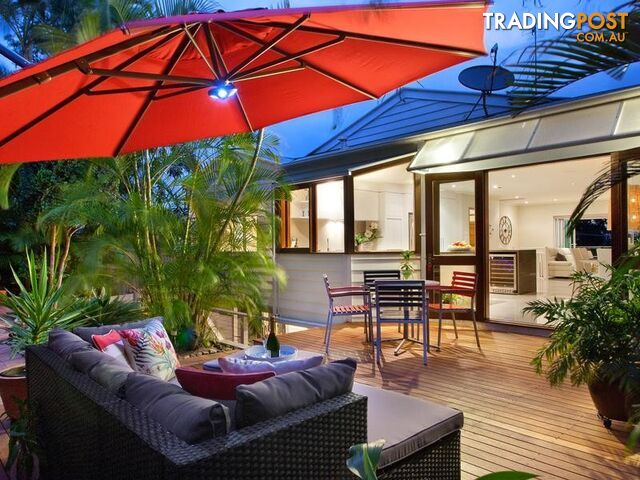 15 Nairana Rest NOOSA HEADS QLD 4567