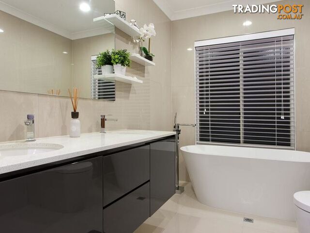 15 Nairana Rest NOOSA HEADS QLD 4567