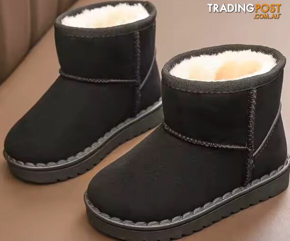 New Black Childrens Ugg Boots size 35 or Roughly 22.5cm long or 2.5 years Fleece...