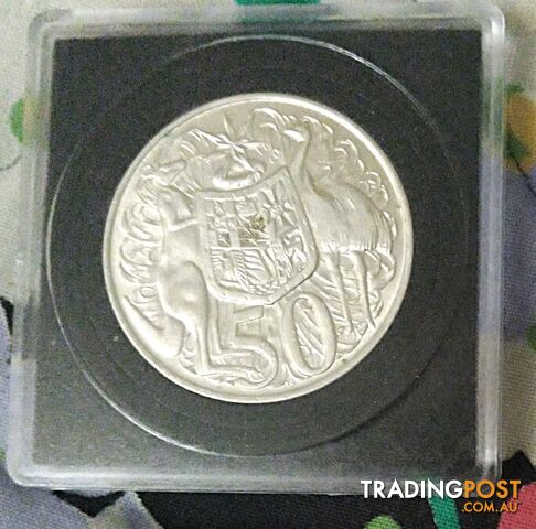 1966 Round 50 Cent Coin Australia Queen 80% Silver Make an Offer