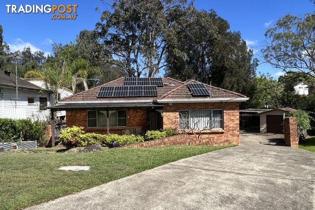 24 Browning Street EAST HILLS NSW 2213