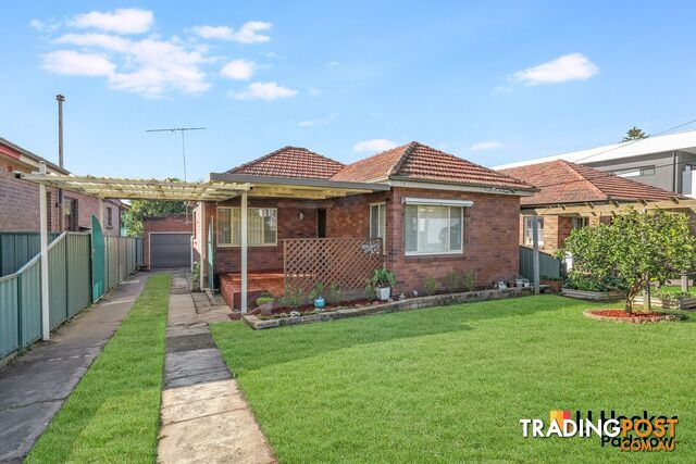 11 Lesley Avenue REVESBY NSW 2212