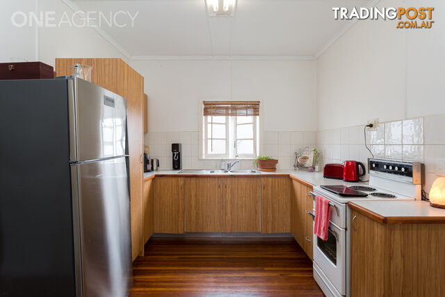 22 Mclennan Street Woody Point QLD 4019