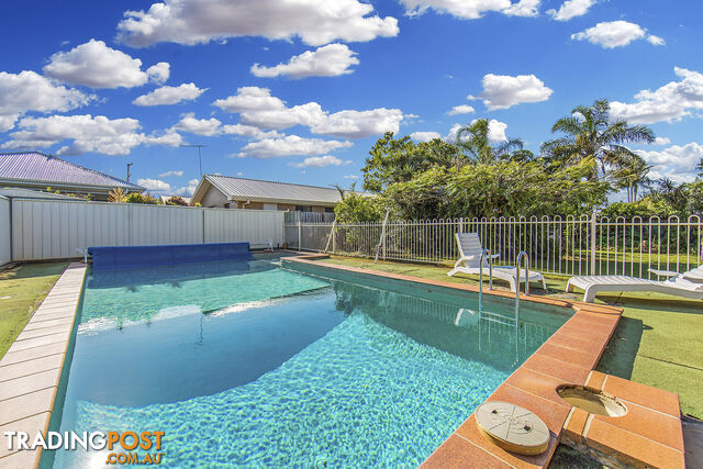 5 Koch Avenue Scarborough QLD 4020