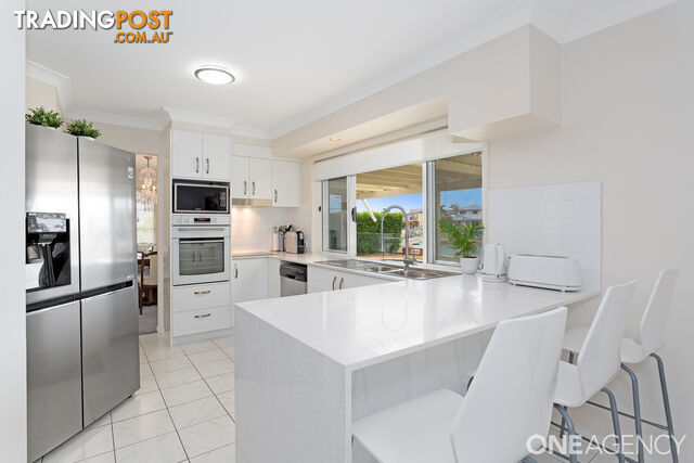 30 Intrepid Court Newport QLD 4020