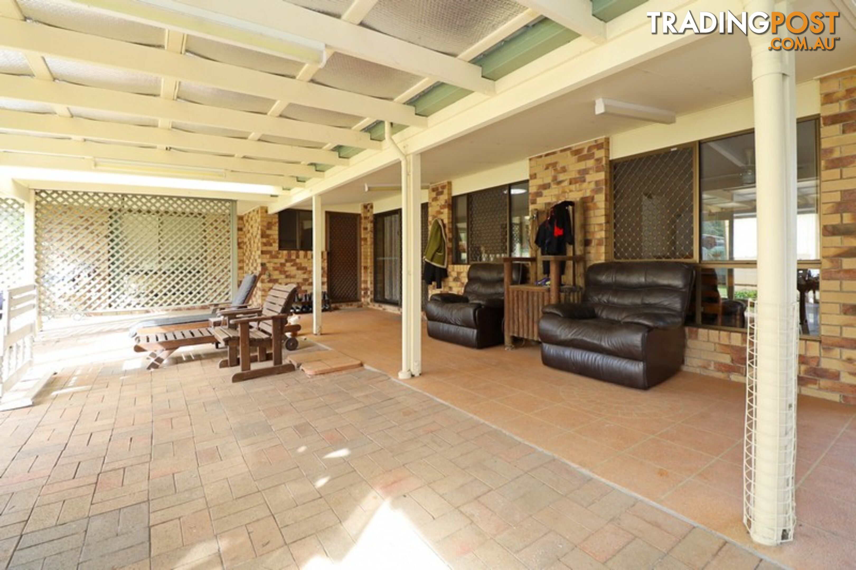 20 McConachy Rd ELIMBAH QLD 4516