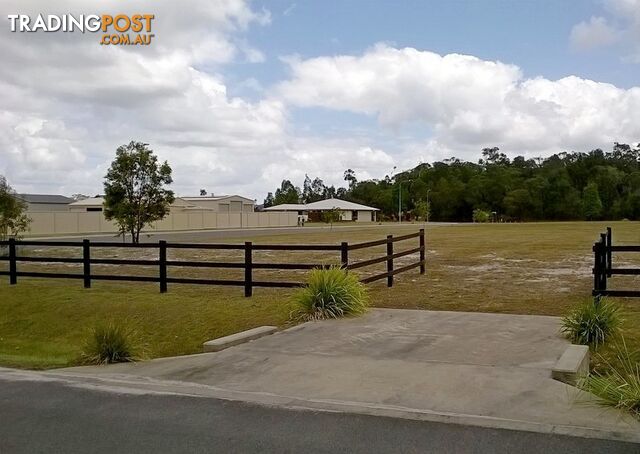 4 Great Knot Place BOONOOROO QLD 4650