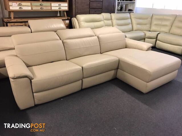 BRAND NEW & EX DISPLAY DESIGNER SOFAS ON SALE!!!!!!!!!!!!!!