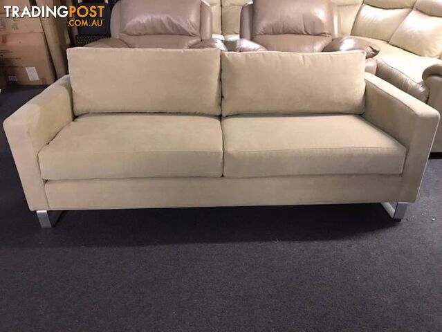 BRAND NEW & EX DISPLAY DESIGNER SOFAS ON SALE!!!!!!!!!!!!!!