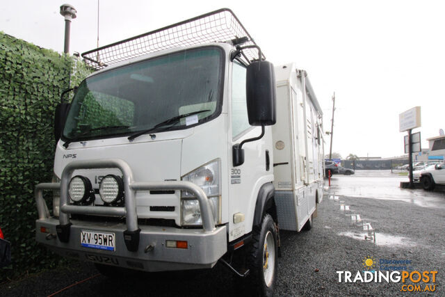 2010 Isuzu NPS 300 4Ã4 Off Road Sovereign Motorhome - photo 2 of 31