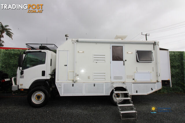 2010 Isuzu NPS 300 4Ã4 Off Road Sovereign Motorhome - photo 4 of 31