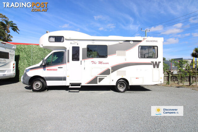 2019 Winnebago Balmoral Mercedes Electric Bed Motorhome - photo 3 of 28