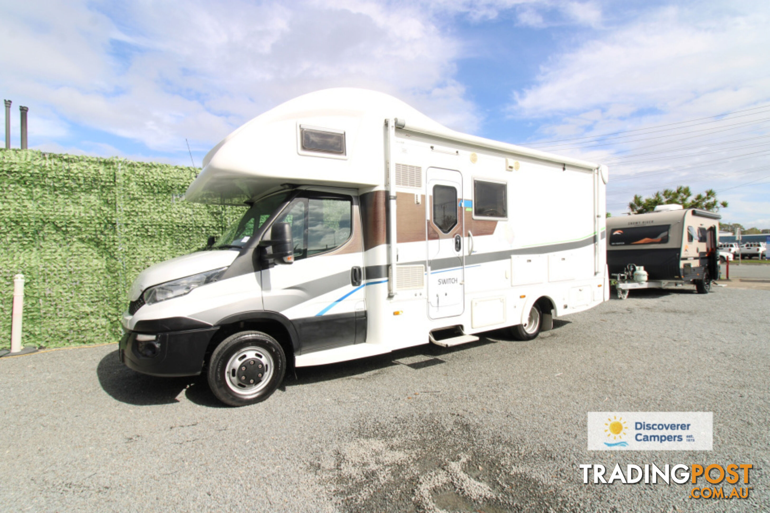 2017 Sunliner Switch S504 Iveco Big Slide Out Island Bed Motorhome