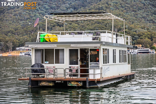 WYEWURRI Houseboat Holiday Home on Lake Eildon