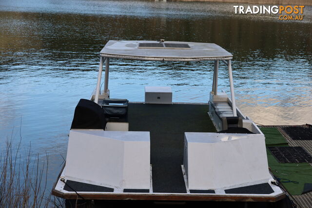 TB Dayboat on Lake Eildon - photo 3 of 16