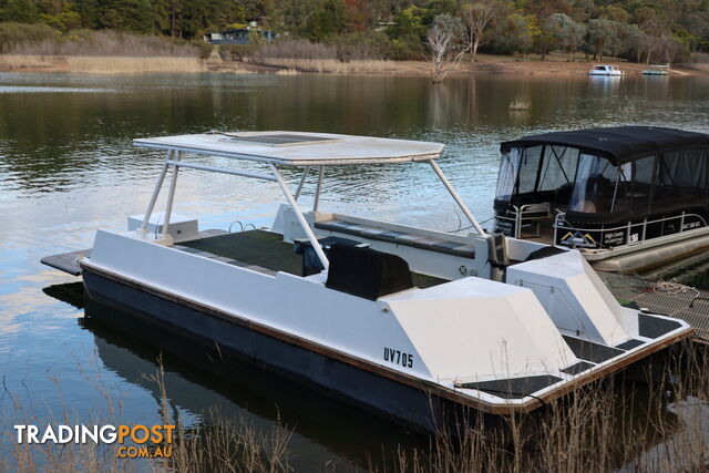 TB Dayboat on Lake Eildon - photo 2 of 16
