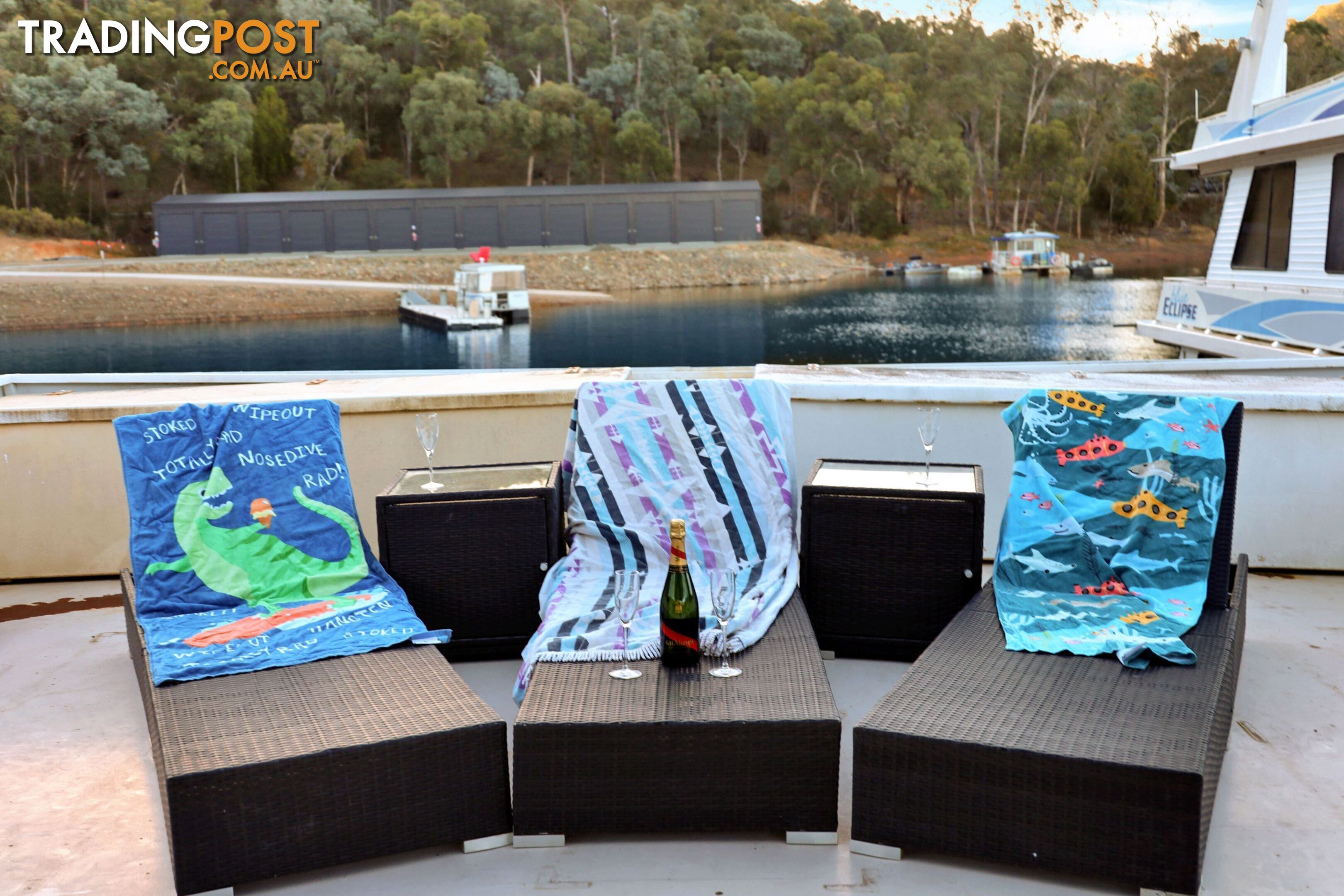 Charisma Houseboat Holiday Home at Lake Eildon