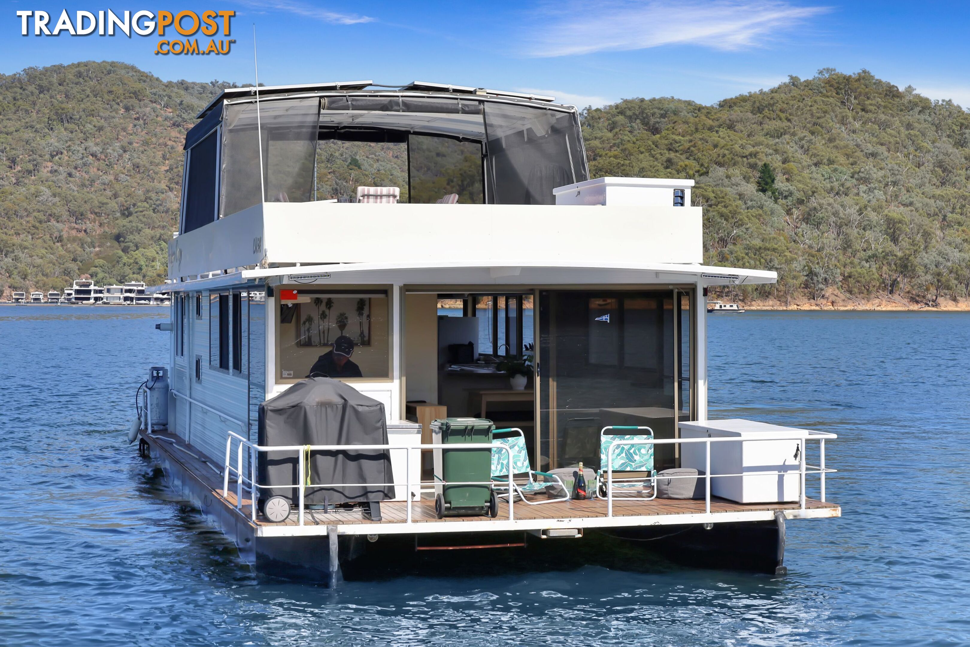 Halycon Daze Houseboat Holiday Home @ Lake Eildon