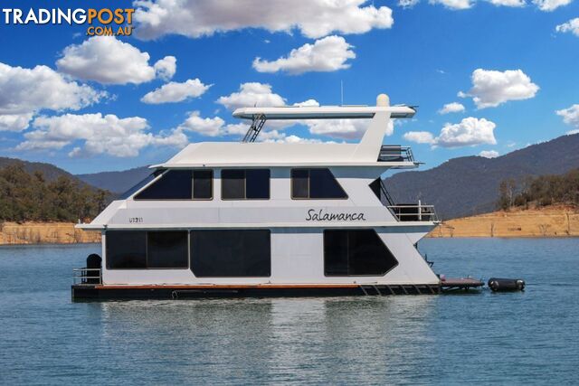 Salamanca Houseboat Holiday Home on Lake Eildon - photo 3 of 30
