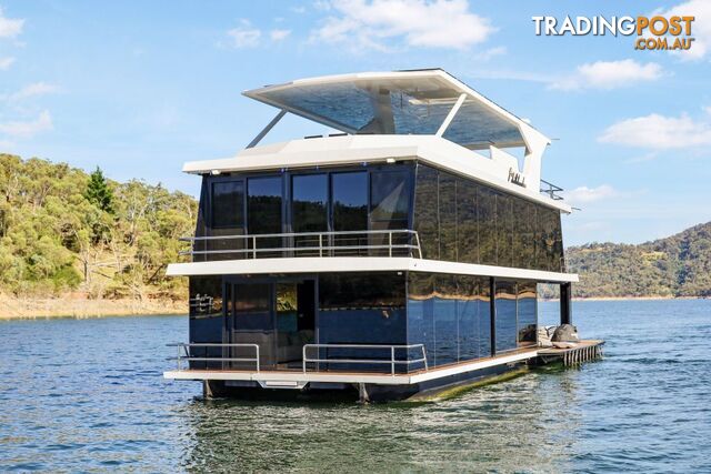 Chattahoochee on Lake Eildon