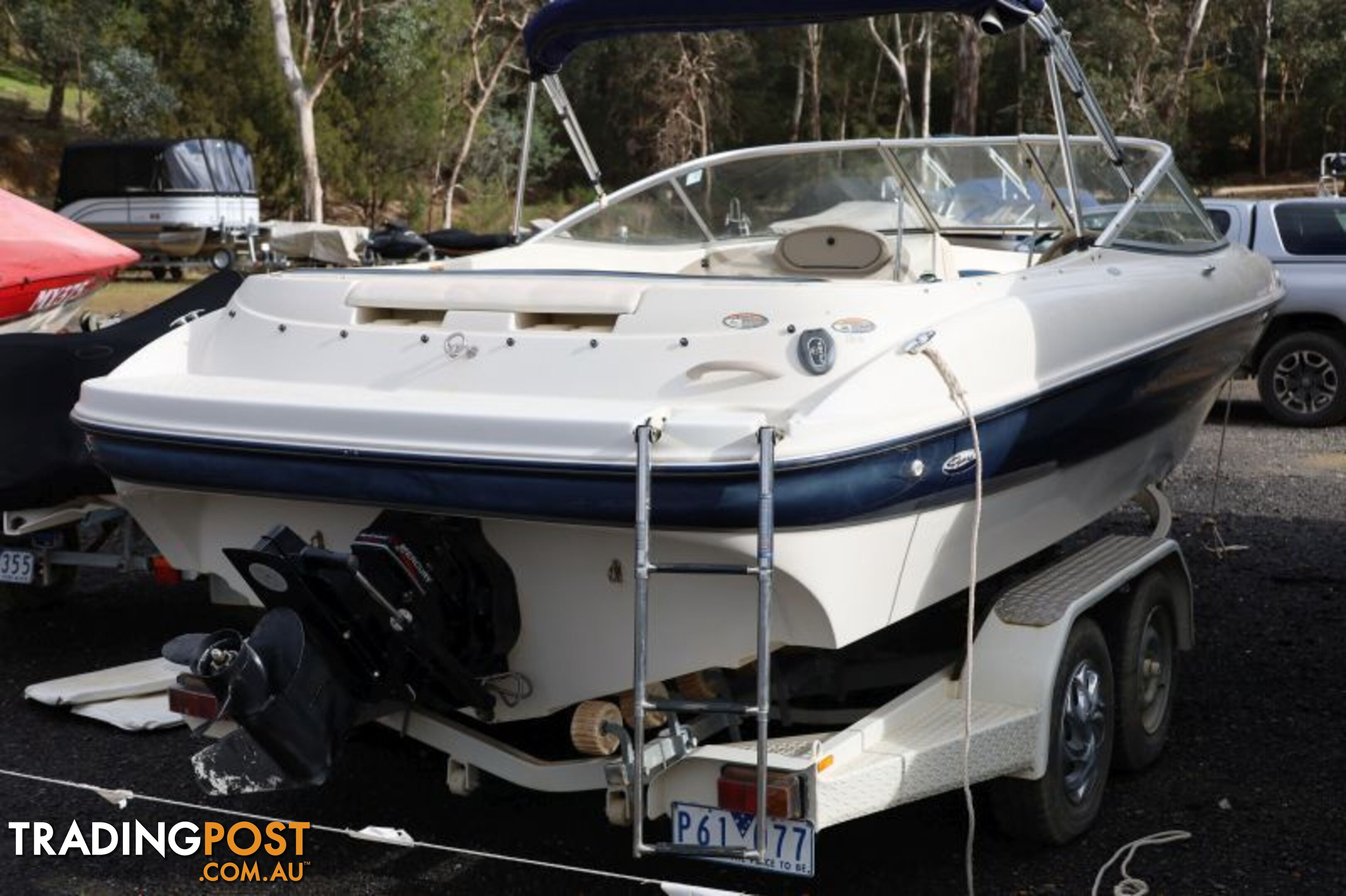 Bayliner Capri 215 Bowrider 