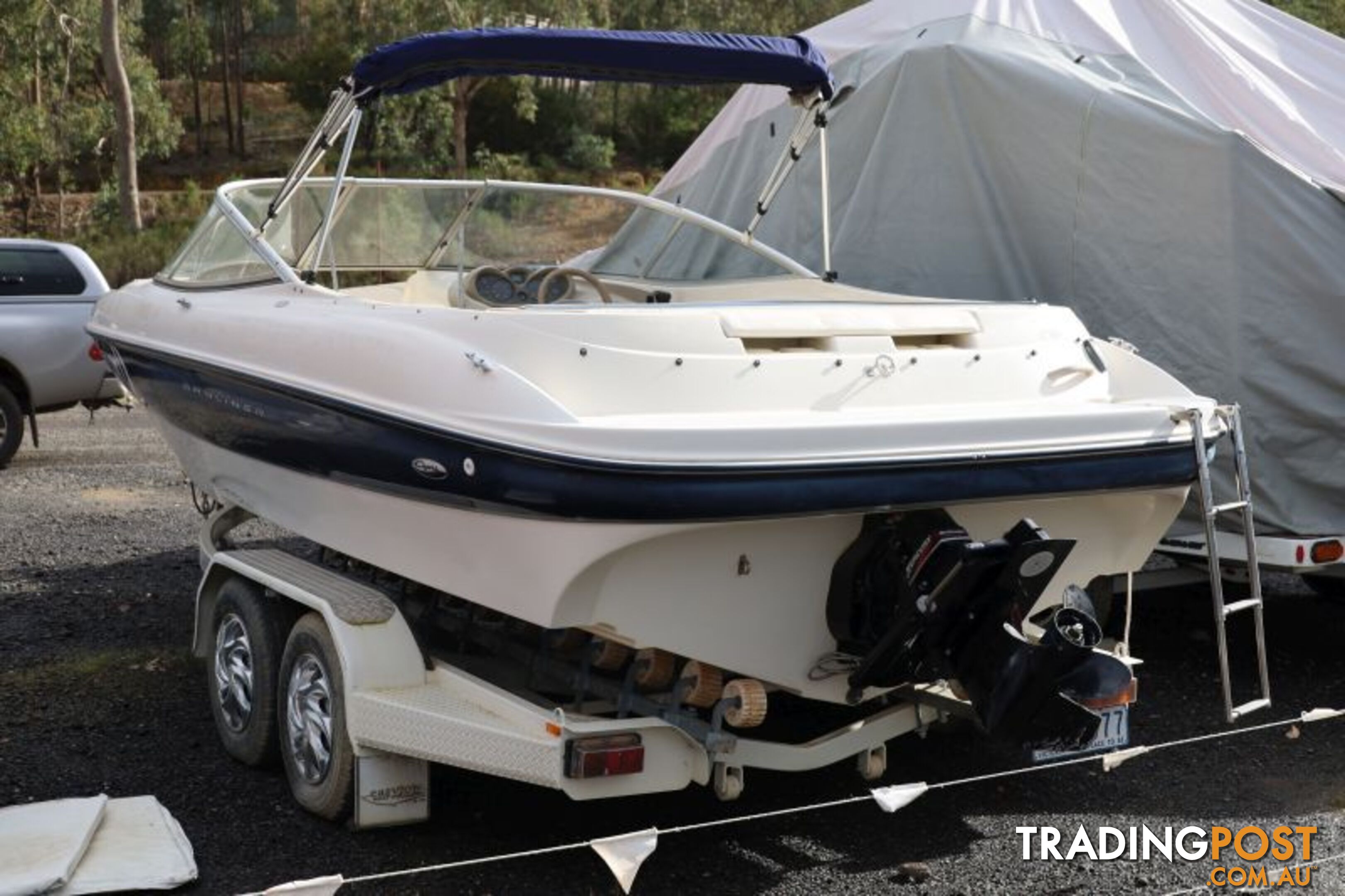 Bayliner Capri 215 Bowrider 