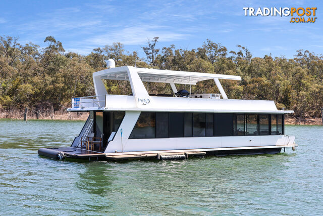 H2O Houseboat Holiday Home on Lake Eildon