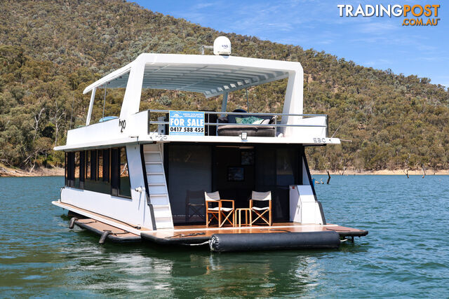 H2O Houseboat Holiday Home on Lake Eildon