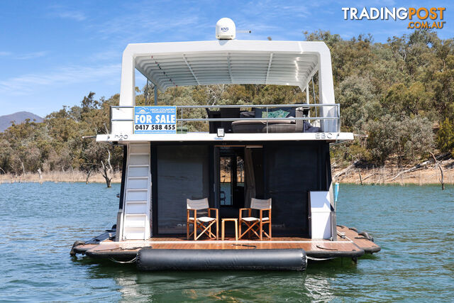 H2O Houseboat Holiday Home on Lake Eildon