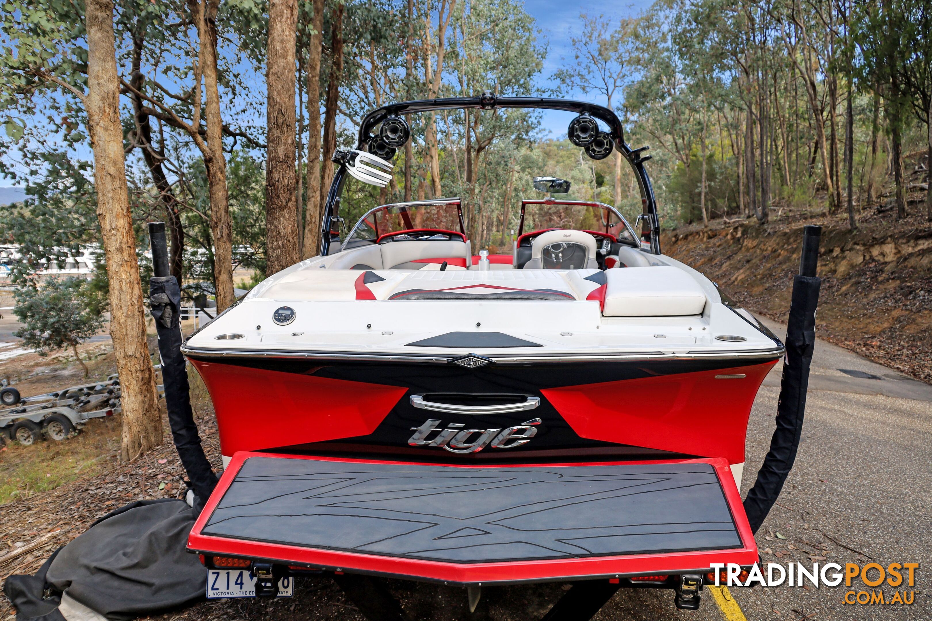 Tige RZ2 Wake Boat