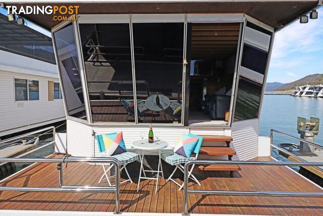 Pistol Knight Houseboat Holiday Home on Lake Eildon - photo 3 of 30