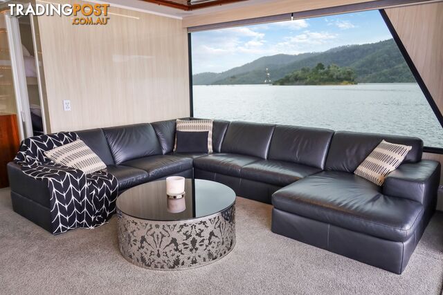 La Dolce Vita Houseboat Holiday Home @ Lake Eildon