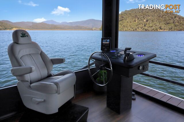 ENVY Houseboat Holiday Home on Lake Eildon