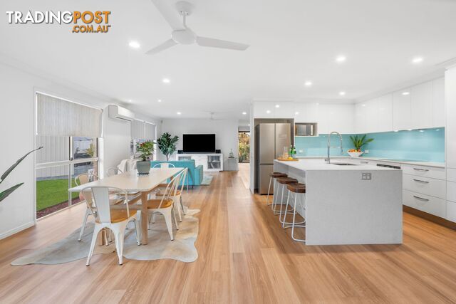14 Lahey Court ORMEAU QLD 4208 - photo 3 of 25