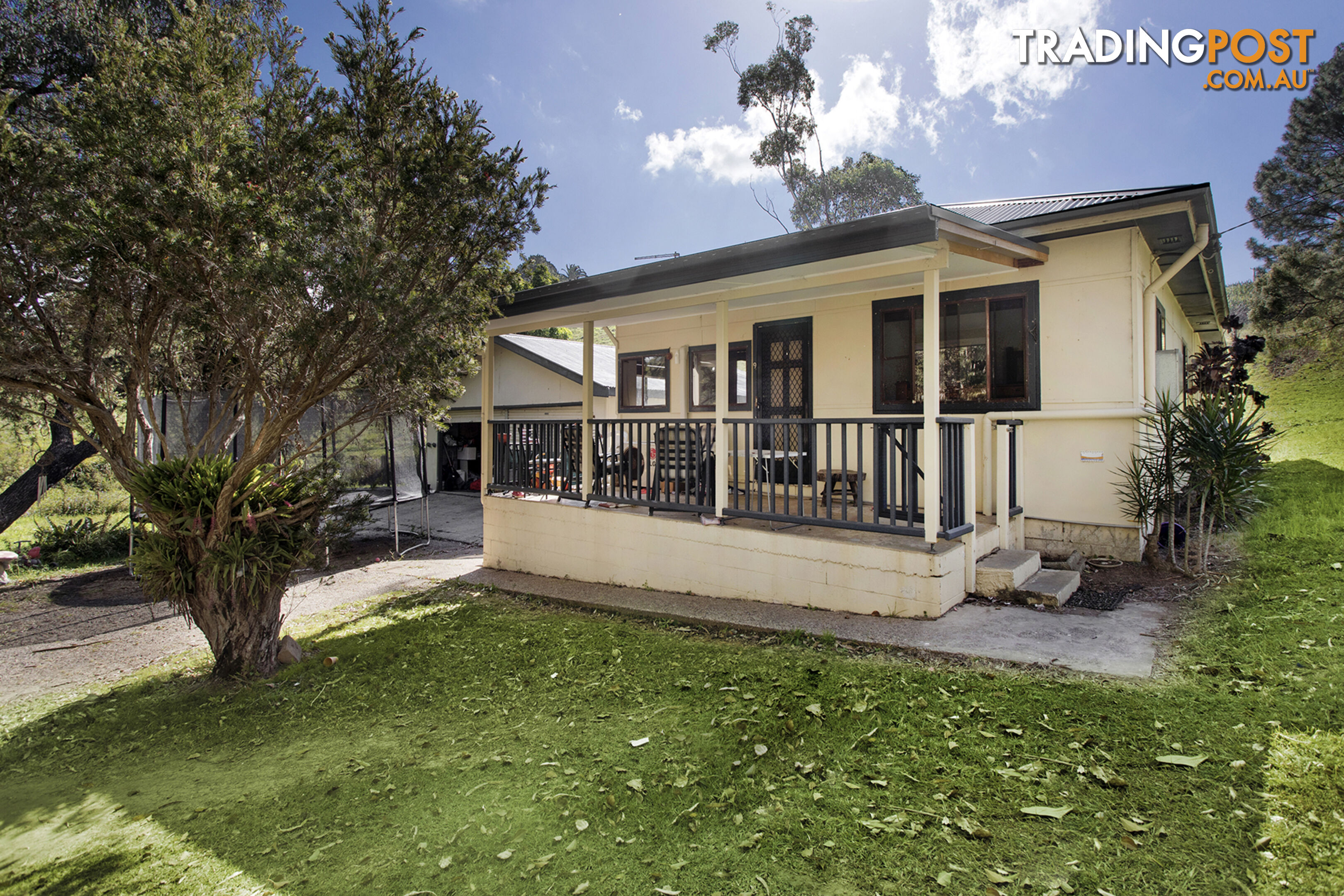 9-11 Seaview Close KORORA NSW 2450